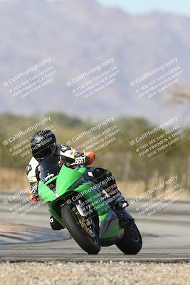 media/Dec-01-2025-Moto Forza (Mon) [[2daa91e15f]]/2-Intermediate Group/Session 3 (Turn 3)/